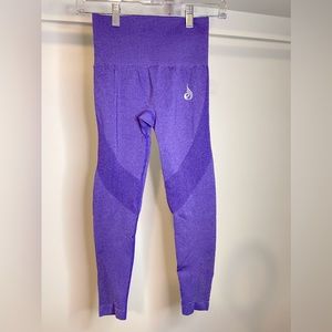 Women’s Best LIKE NEW Leggings